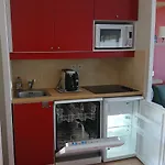 Holiday home Maison, Face Parking, Piscine Chauffee, En Residence, 4 Ou 5 Pers, Rdc, Lac, Nature Et Peche *