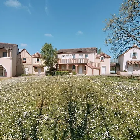 Maison, Proche Parking, Piscine Chauffee, En Residence, 4 Ou 5 Pers, Rdc, Lac, Nature Et Peche بيت للعطل *