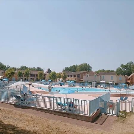 Maison, Face Parking, Piscine Chauffee, En Residence, 4 Ou 5 Pers, Rdc, Lac, Nature Et Peche Vakantiehuis *