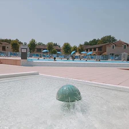 Maison Avec Piscine Chauffee En Residence, 4 Ou 5 Pers, Rdc, Lac, Nature Et Peche Semesterbostad Monflanquin