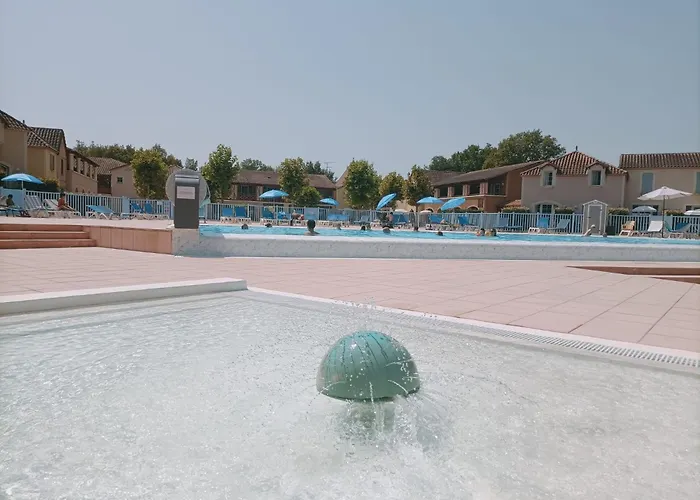 Maison Avec Piscine Chauffee En Residence, 4 Ou 5 Pers, Rdc, Lac, Nature Et Peche Feriehus Monflanquin